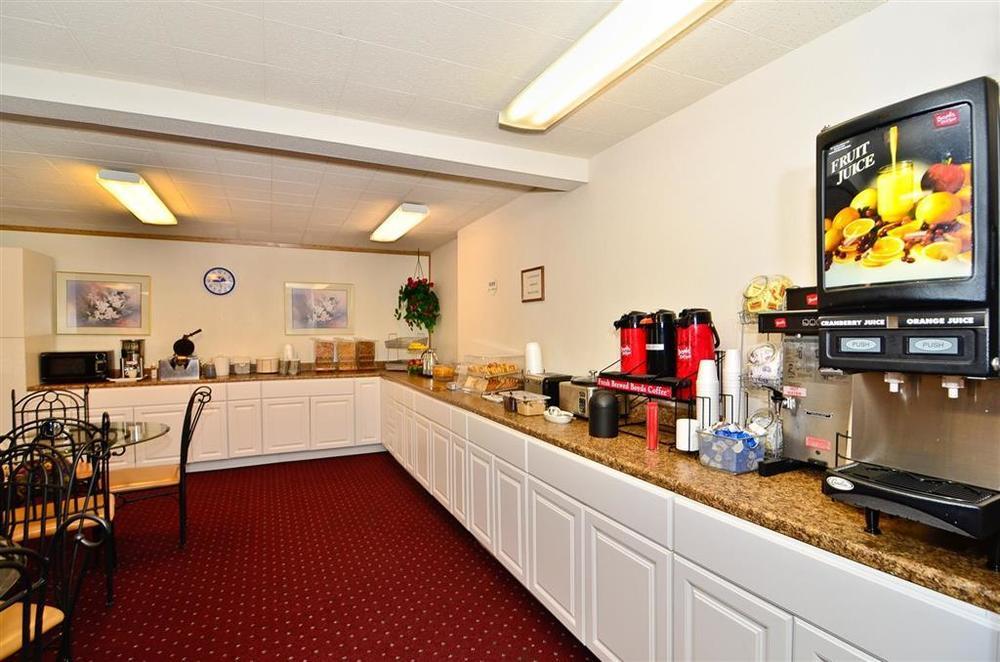 Red Lion Inn & Suites Ontario Restaurant photo